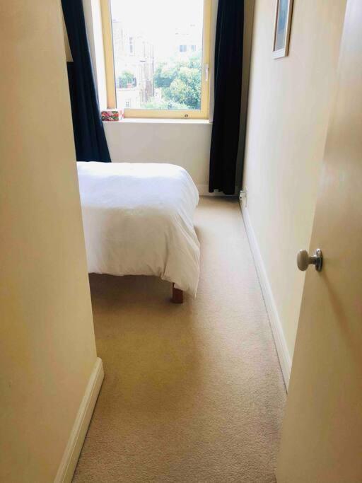 Beautiful 2 Bed Flat In Chelsea On King's Road * Londra